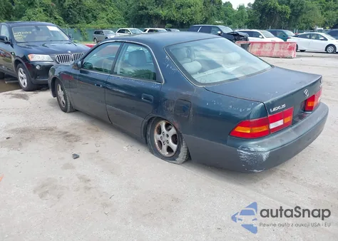 1998 Lexus Es 300 из США, поврежденный, VIN JT8BF28G8W5022696